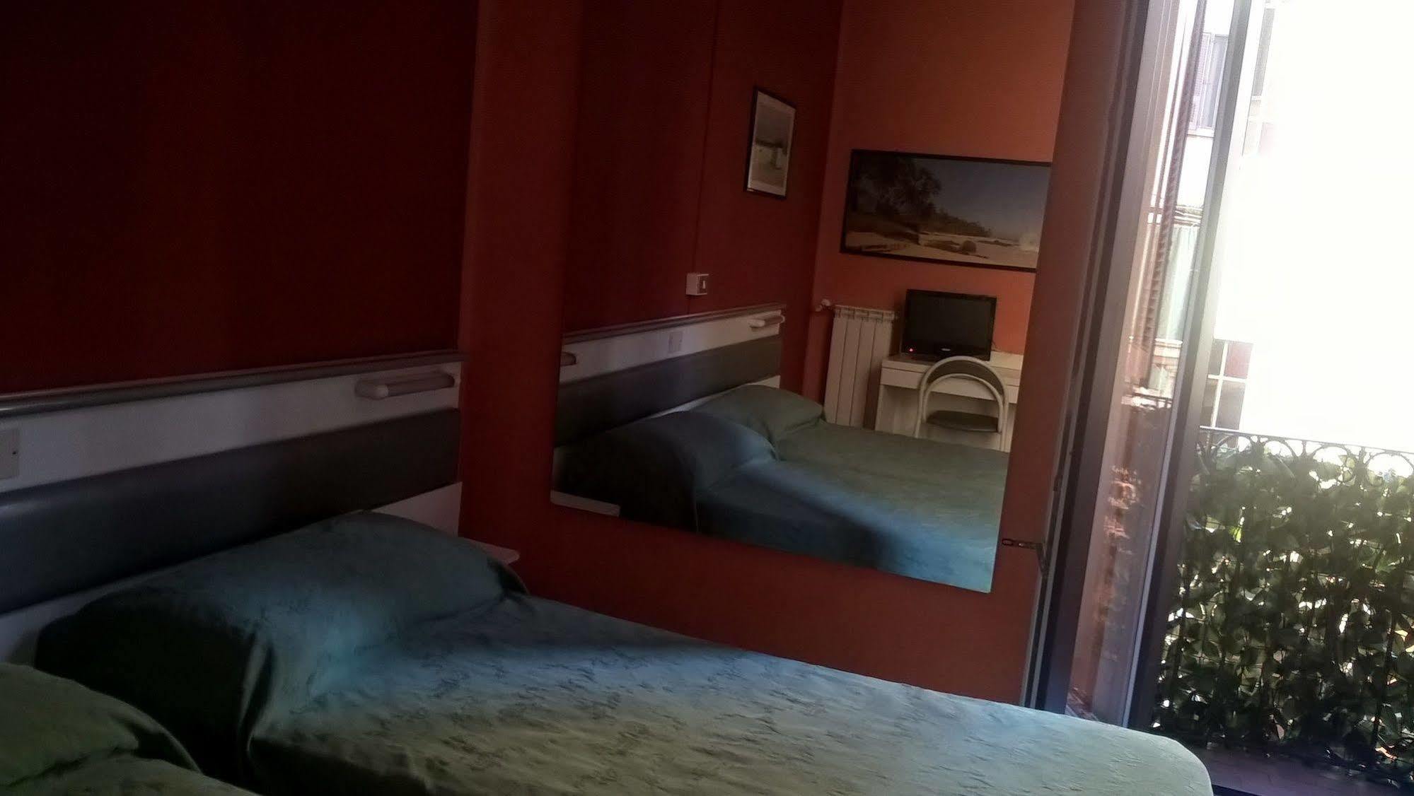 מילאנו Hotel Del Sole מראה חיצוני תמונה